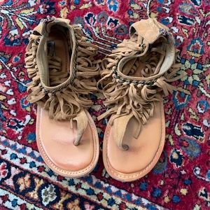 Fringe sandals